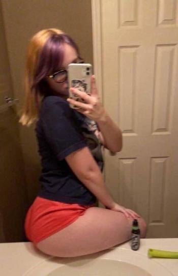 Ruth, 26 Caucasian/White female escort, Red Deer
