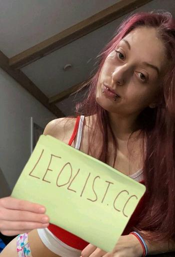 Kimmy, 23 Indo Canadian female escort, Red Deer